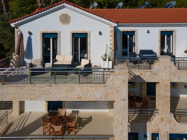 Diwani Luxury Villas Lixouri Bagian luar foto
