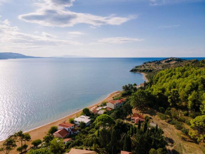 Diwani Luxury Villas Lixouri Bagian luar foto