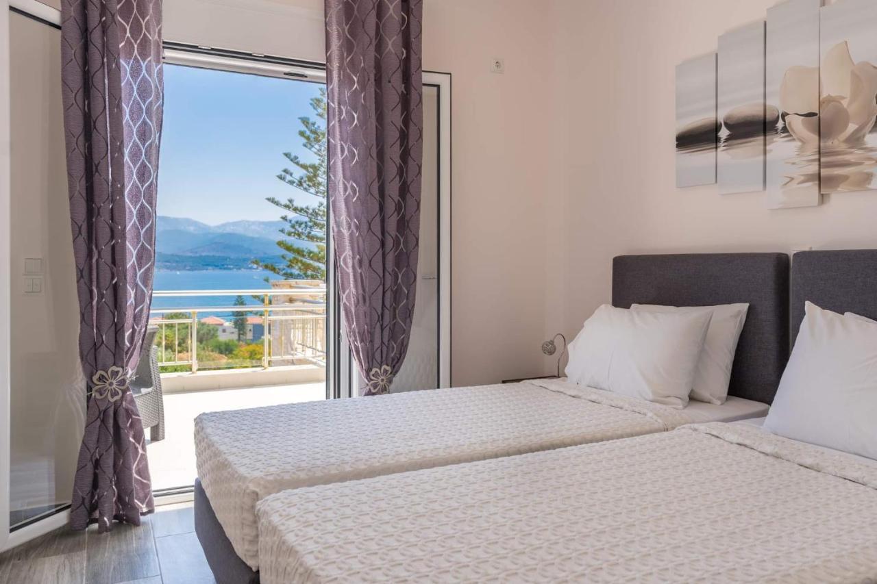 Diwani Luxury Villas Lixouri Bagian luar foto