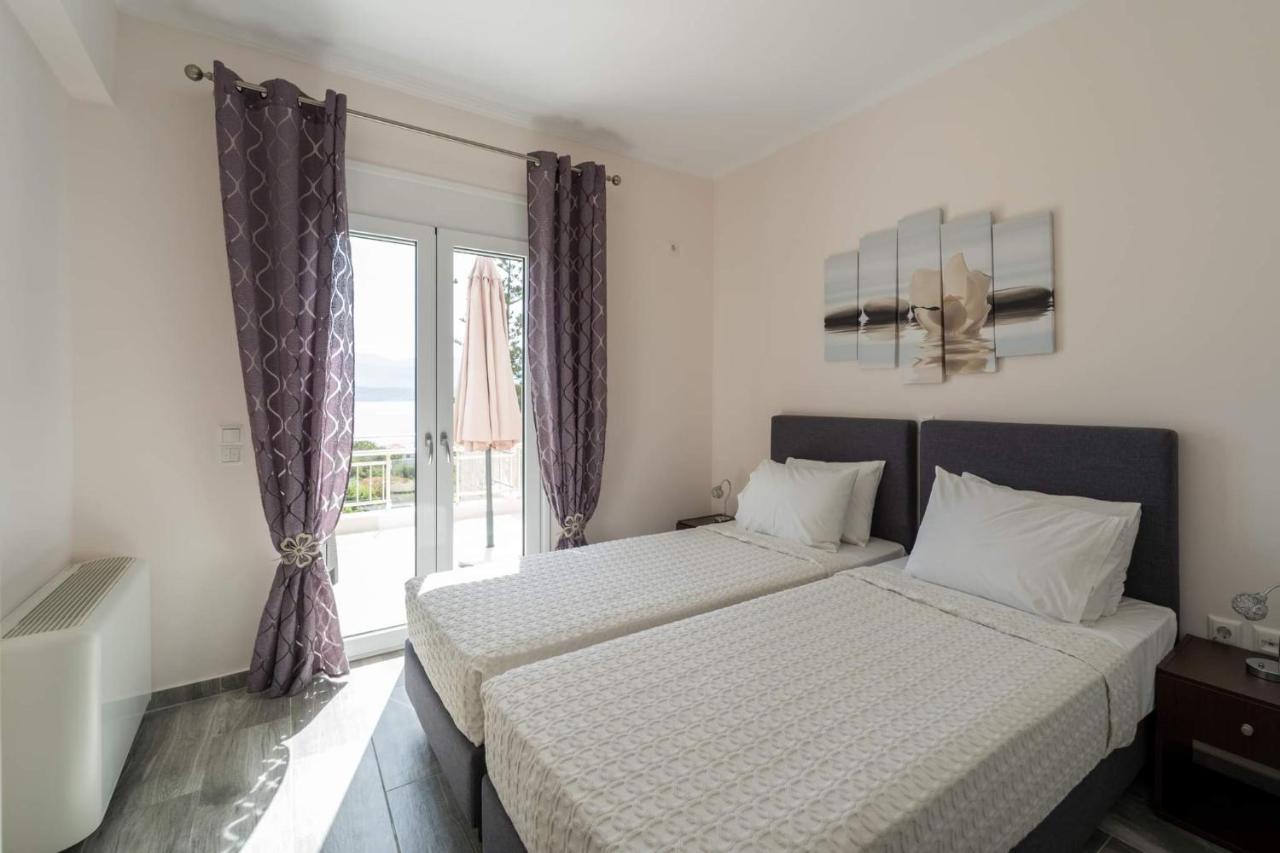 Diwani Luxury Villas Lixouri Bagian luar foto